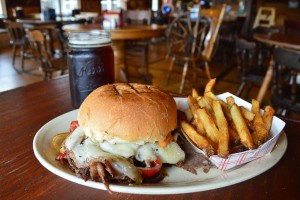 Tin Roof BBQ Good Eats Local Mike Puckett DDM