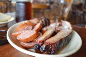 Tin Roof BBQ Good Eats Local Mike Puckett DDM