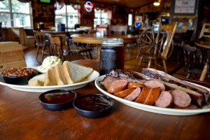 Tin Roof BBQ Good Eats Local Mike Puckett DDM